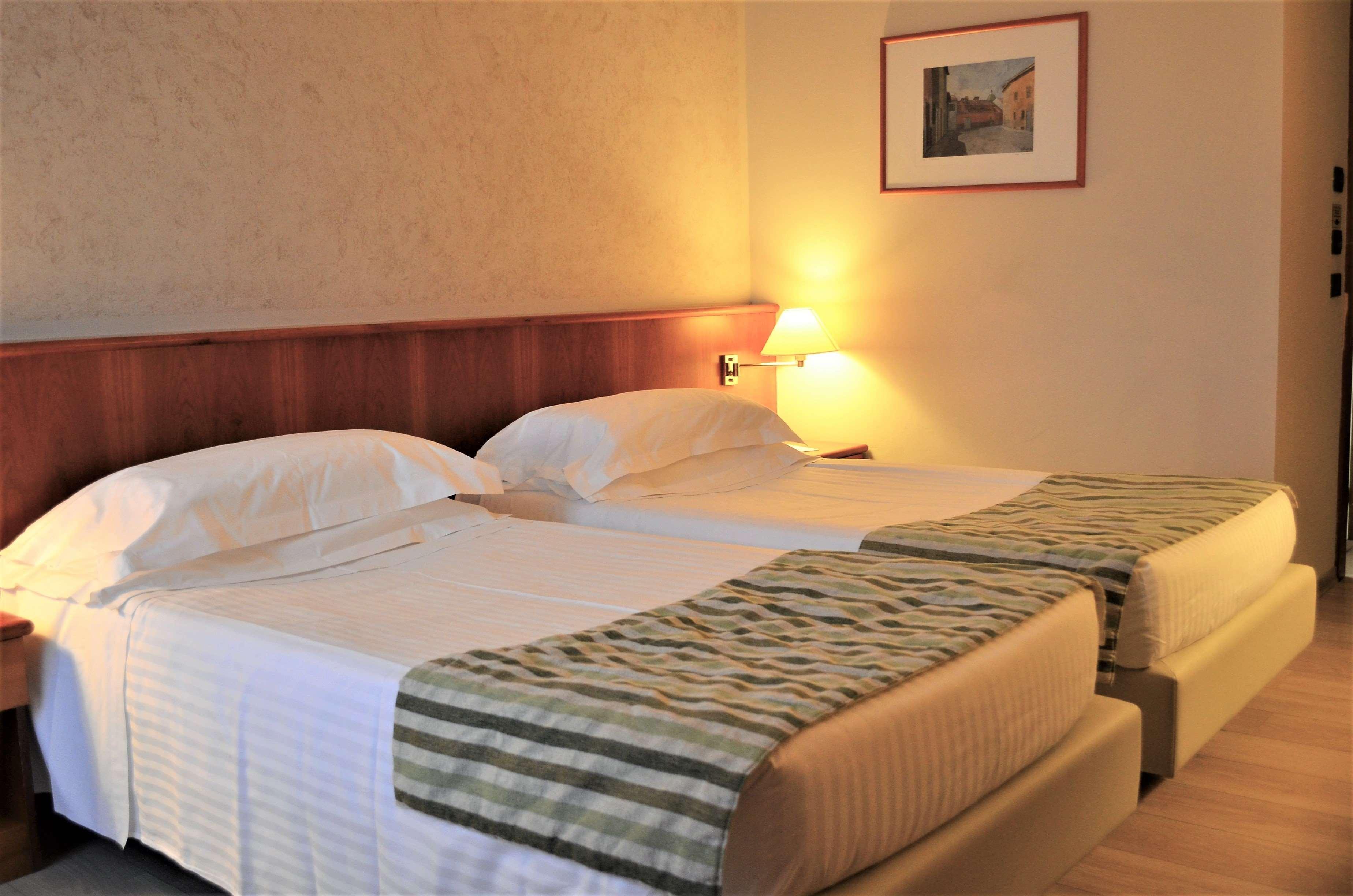 פיאצ'נצה Best Western Park Hotel מראה חיצוני תמונה