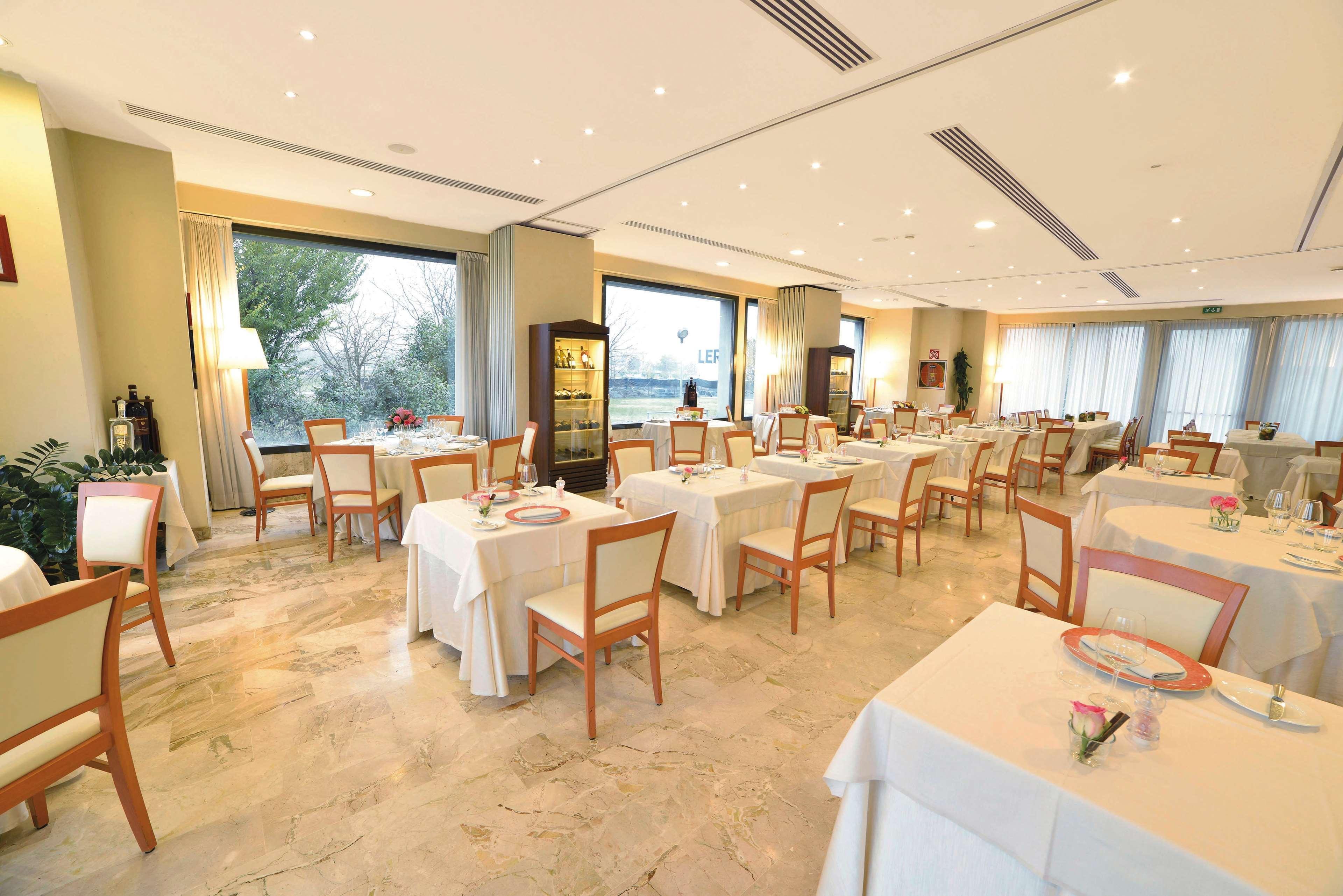 פיאצ'נצה Best Western Park Hotel מראה חיצוני תמונה