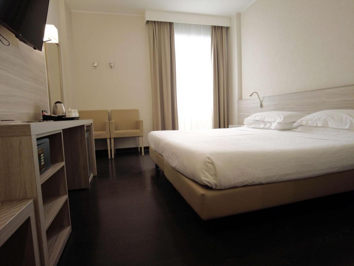פיאצ'נצה Best Western Park Hotel מראה חיצוני תמונה