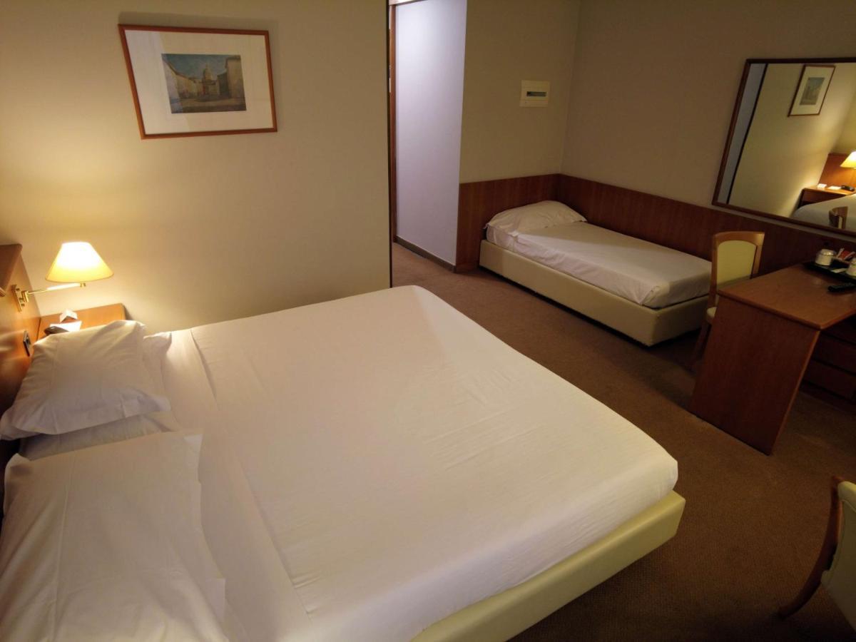 פיאצ'נצה Best Western Park Hotel מראה חיצוני תמונה