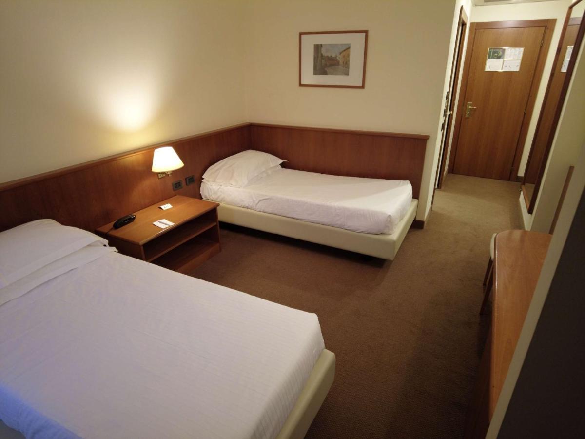 פיאצ'נצה Best Western Park Hotel מראה חיצוני תמונה