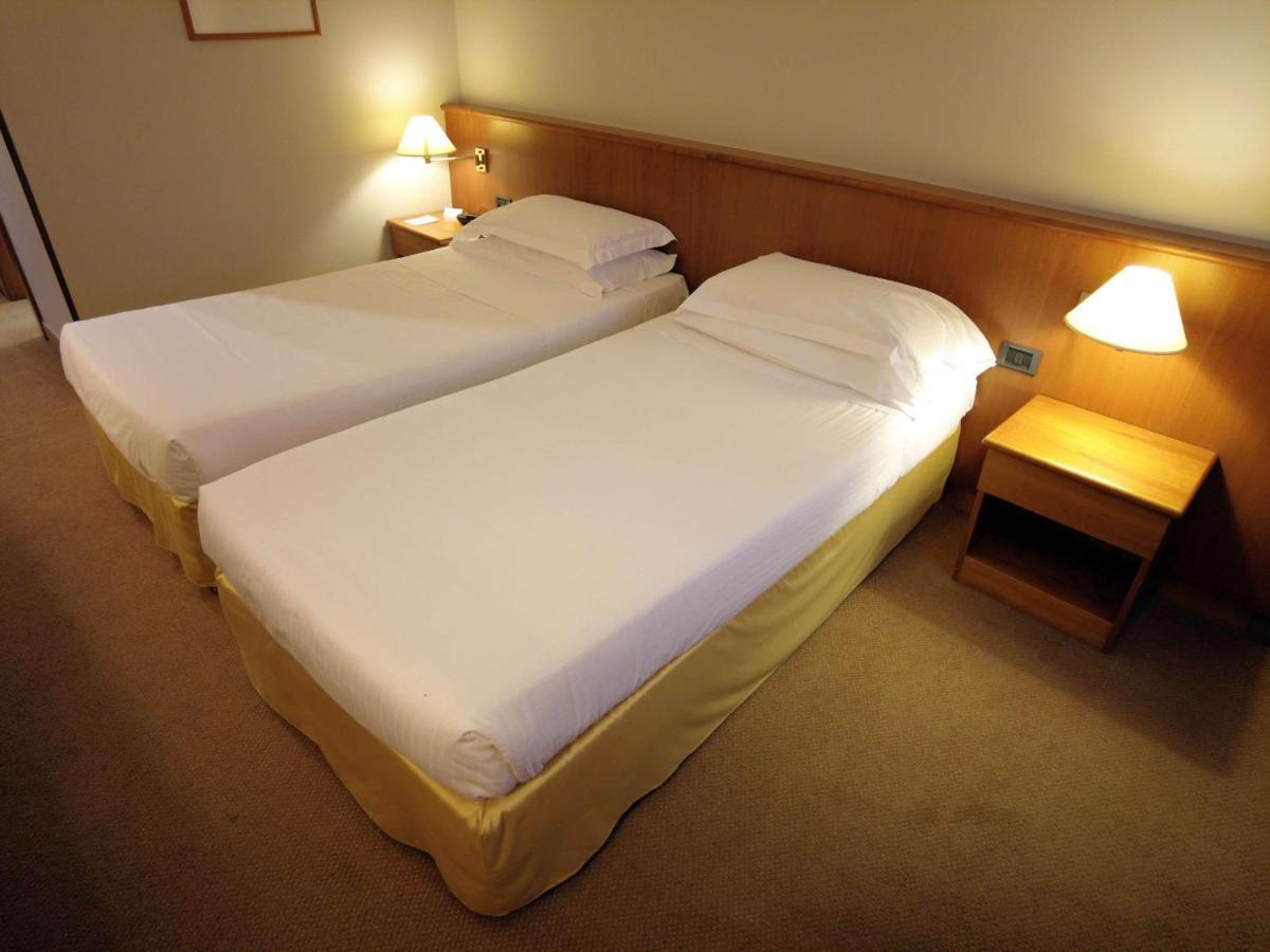 פיאצ'נצה Best Western Park Hotel מראה חיצוני תמונה