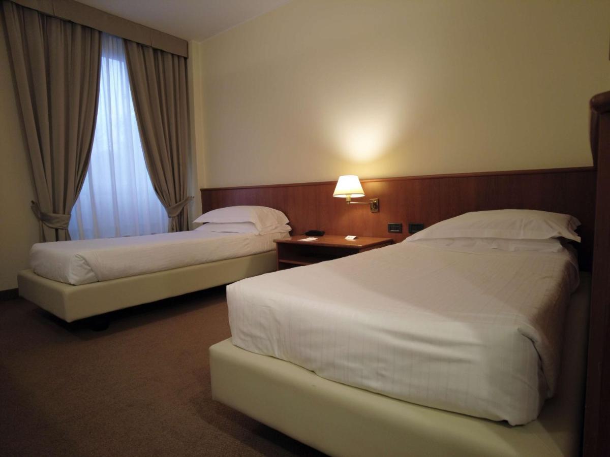 פיאצ'נצה Best Western Park Hotel מראה חיצוני תמונה