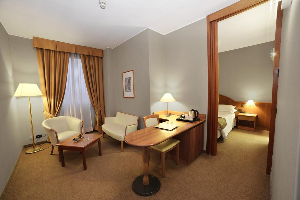 פיאצ'נצה Best Western Park Hotel מראה חיצוני תמונה