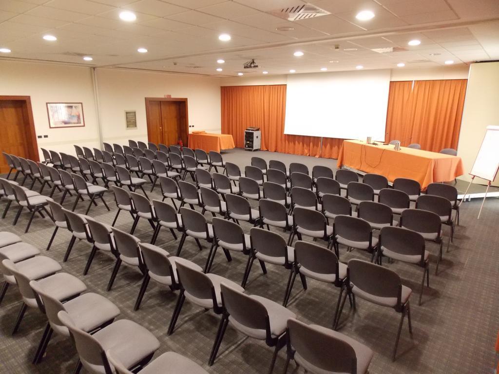פיאצ'נצה Best Western Park Hotel מראה חיצוני תמונה