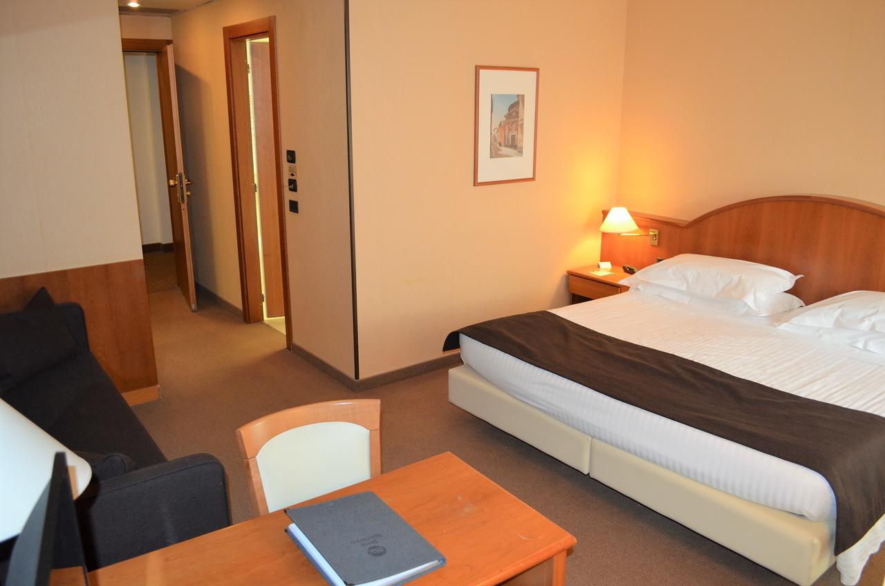 פיאצ'נצה Best Western Park Hotel מראה חיצוני תמונה