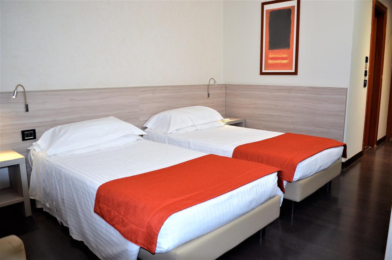 פיאצ'נצה Best Western Park Hotel מראה חיצוני תמונה